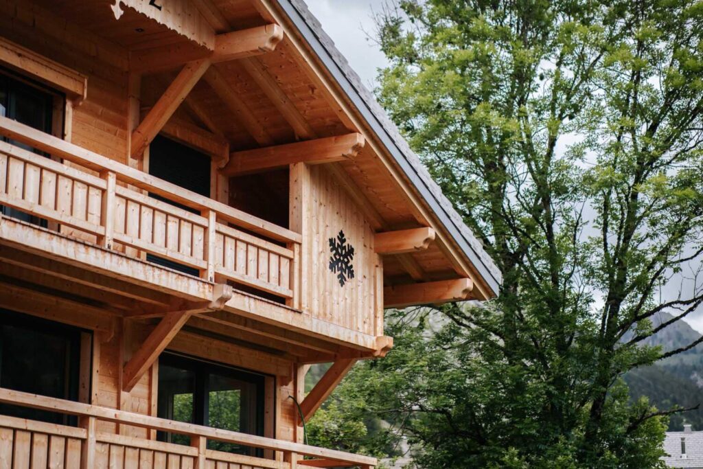 Photo s'une couverture de toiture réalisée par l'entreprise - Gallay Bois