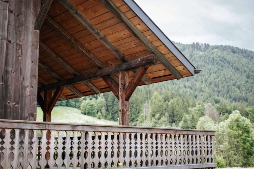 Photo s'une couverture de toiture réalisée par l'entreprise - Gallay Bois