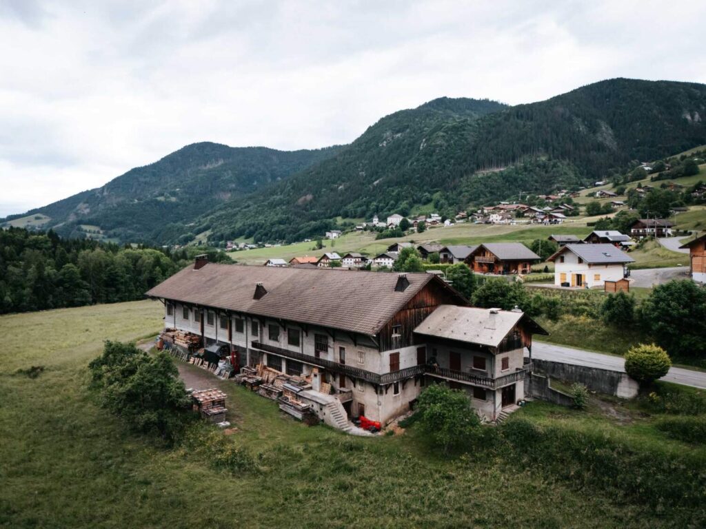 Photo s'une couverture de toiture réalisée par l'entreprise - Gallay Bois